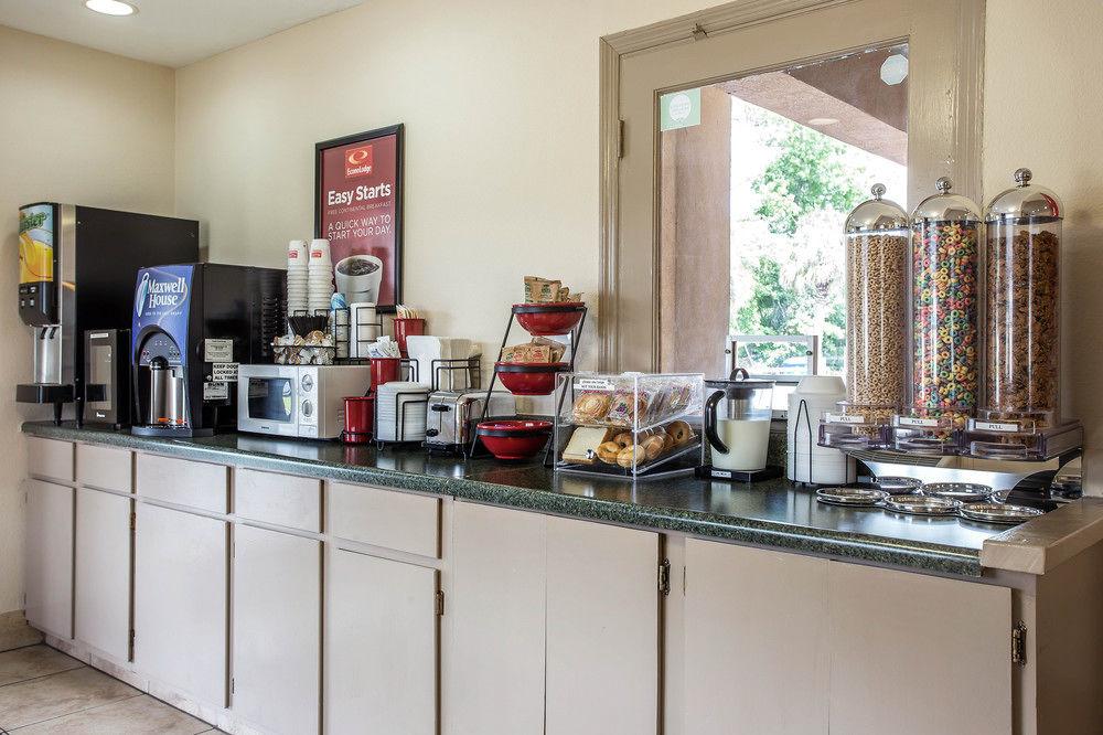 Econo Lodge Walterboro Zewnętrze zdjęcie